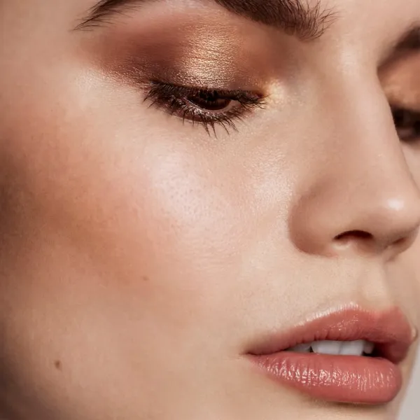 Sisley Phyto Rouge luxusný vyživujúci rúž s kyselinou hyalurónovou odtieň 15 Beige Manhattan 3.4 g