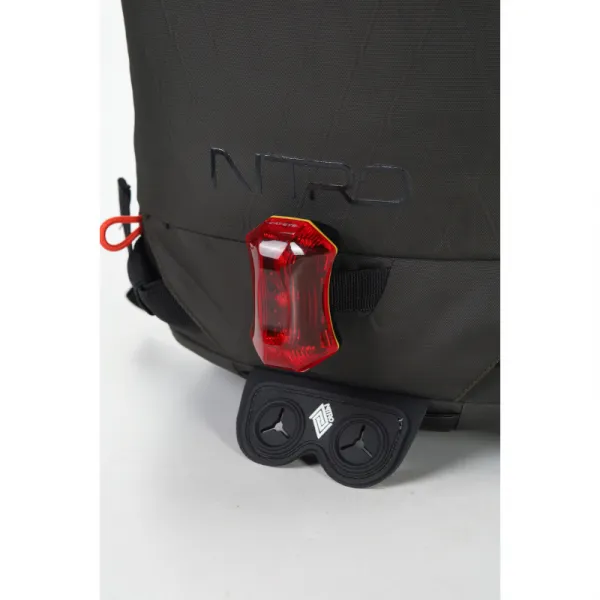 Batoh na snowboard NITRO Batoh Rover 14 Raven