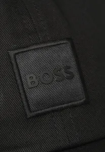 Čierna šiltovka Boss