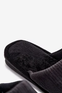 Pánske papuče s nášivkou čierne
