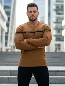 Moderný sveter pre pánov kamelový