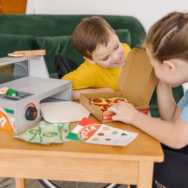 Melissa & Doug výroba pizze s pecou