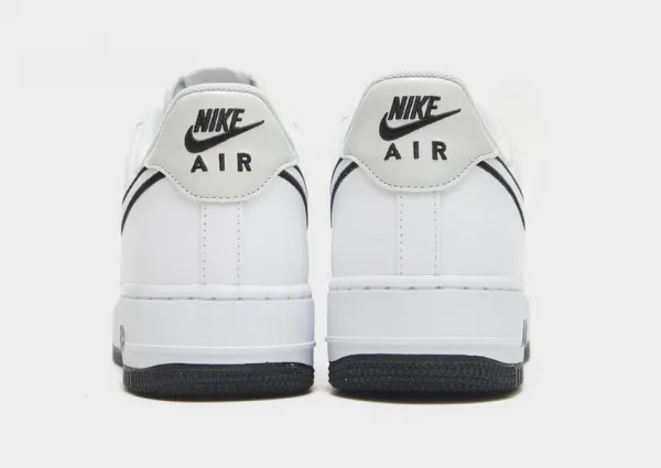 Nike Air Force 1 '07