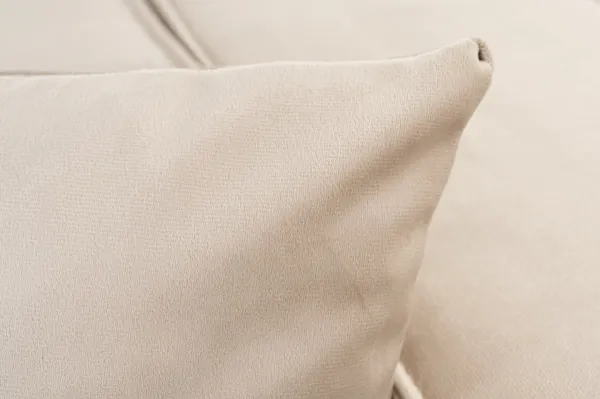 Hanah Home Dvoumístná pohovka Lora 220 cm krémová