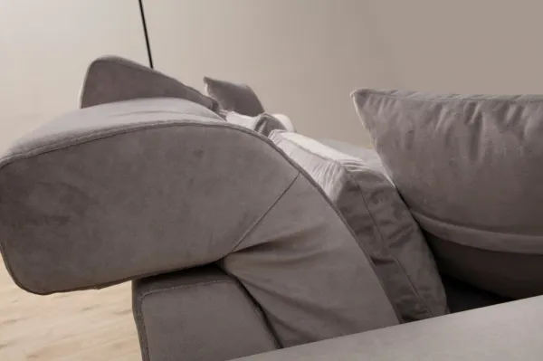 Hanah Home Dvoumístná pohovka Frido 185 cm světle šedá