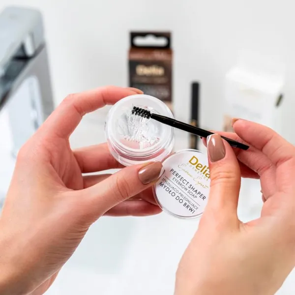 Delia Cosmetics Eyebrow Expert Perfect Shaper mydlo na obočie 10 ml