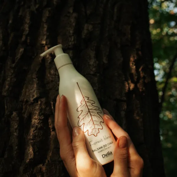 Delia Cosmetics Forest Blend hydratačné telové mlieko 300 g