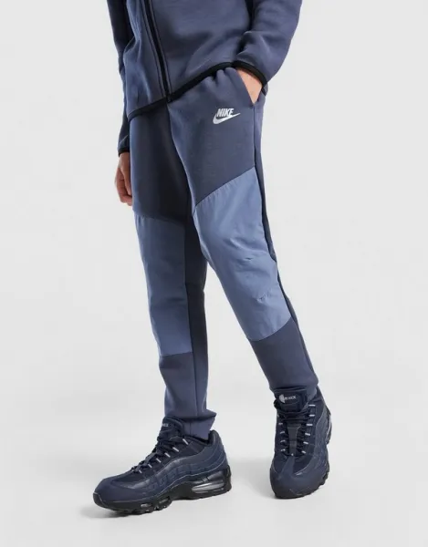 Nike Nohavice  B Nsw Tch Flc Jggr - Pd