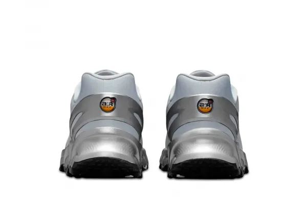 Nike Air Max DN8 "Metallic Silver" (IM0700-001)
