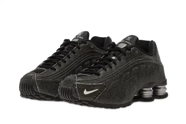 Nike Shox R4 Qs "Black" (IO4544-002)
