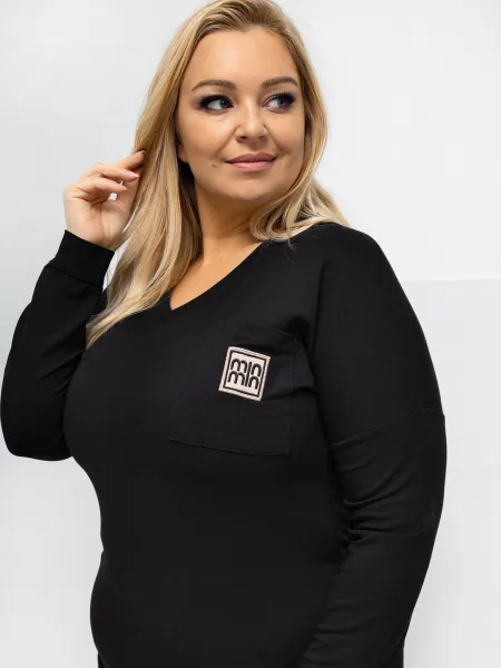 Čierna plus size blúzka s dlhým rukávom
