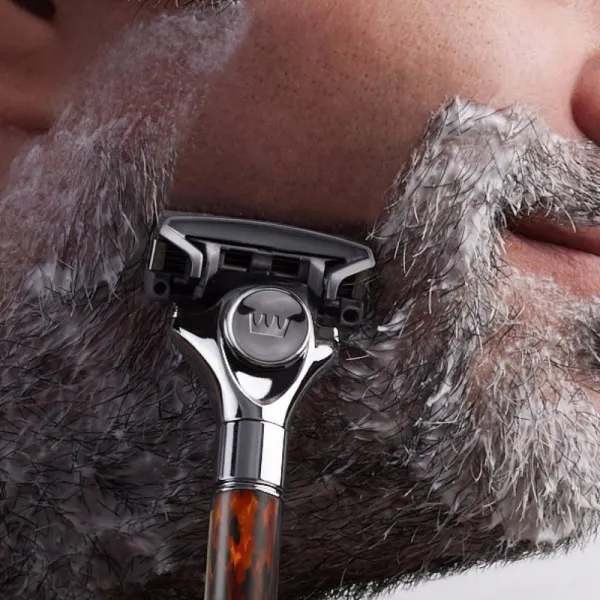Cremo The Barber Grade holiaci strojček + 2 náhradné hlavice