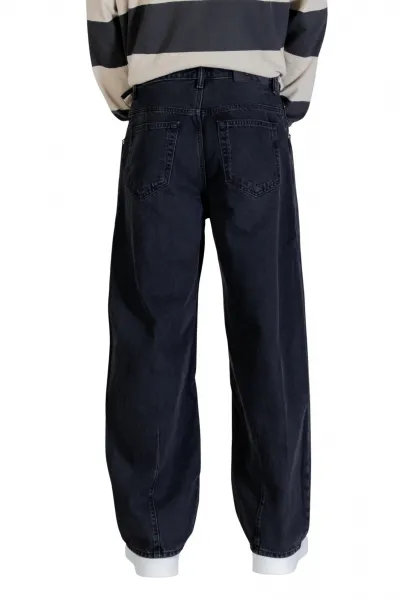 Pánske rovné rifle Calvin Klein