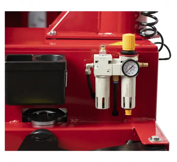 REDATS M-205F – poloautomatická prezúvačka pneumatík 230 V