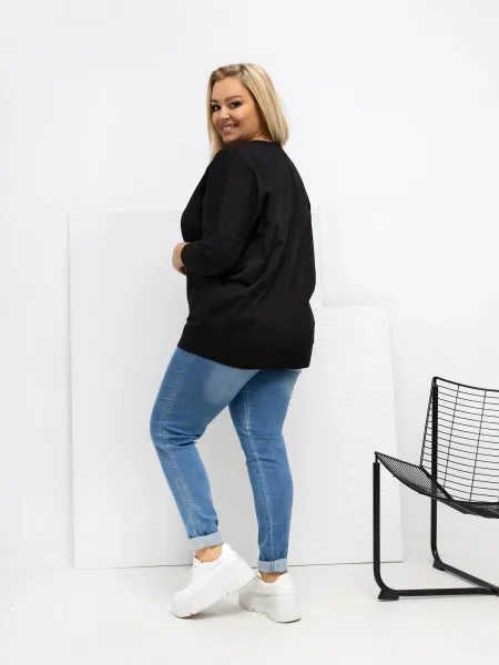 Čierna plus size blúzka