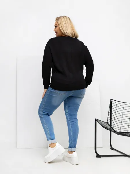 Čierna plus size blúzka
