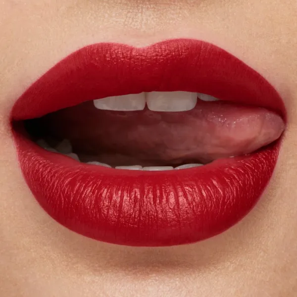 MAC Cosmetics MACximal Silky Matte Lipstick matný rúž odtieň Russian Red 3,5 g