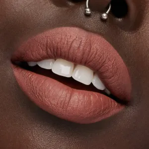 MAC Cosmetics MACximal Silky Matte Viva Glam Lipstick matný rúž odtieň Viva Equality 3.5 g