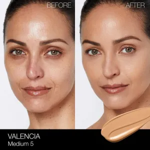 NARS Light Reflecting™ Foundation rozjasňujúci make-up pre prirodzený vzhľad odtieň VALENCIA 30 ml