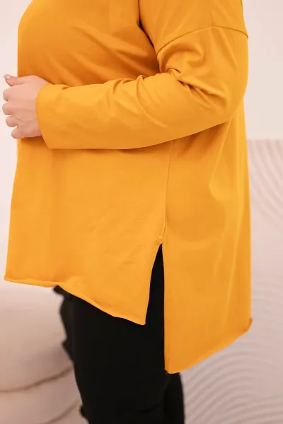 Asymetrická plus size blúzka s dlhými rukávmi