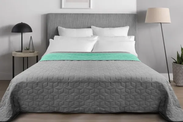 Domtextilu Svetlo zelený prehoz na manželskú posteľ s diamantovým vzorom 200 x 220 cm 36091