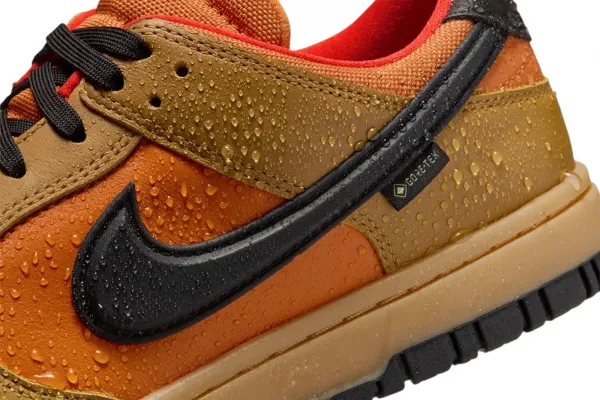 Nike Dunk Low Gore-Tex "Wheat" (HQ2053-700)