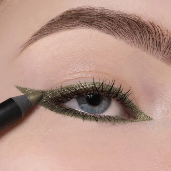ARTDECO Soft Liner Waterproof vodeodolná ceruzka na oči odtieň 221.20 Bright Olive 1.2 g