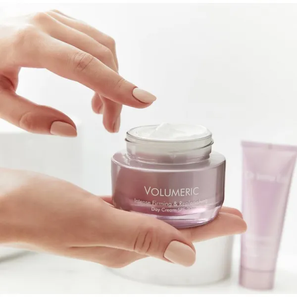 Dr Irena Eris Volumeric vyplňujúci očný krém pre korekciu vrások SPF 20 15 ml