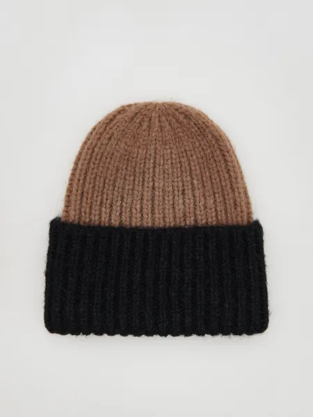 Reserved - Čiapka beanie s prímesou alpaky - svetlohnedosivá