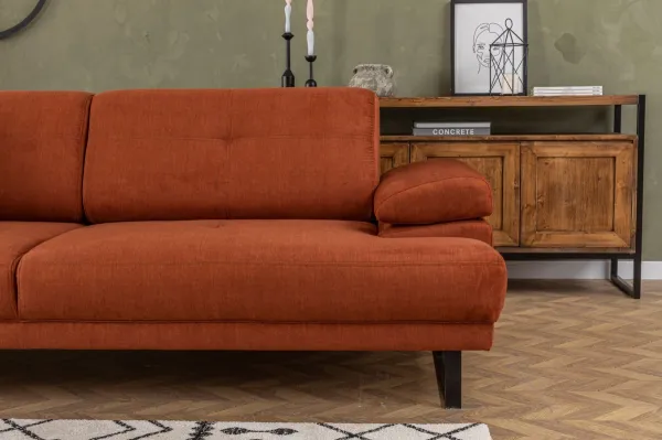 Hanah Home Třímístná pohovka Mustang 239 cm oranžová