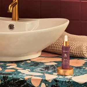 Health Labs Care Slow On hĺbkovo obnovujúce sérum pre mladistvý vzhľad 30 ml