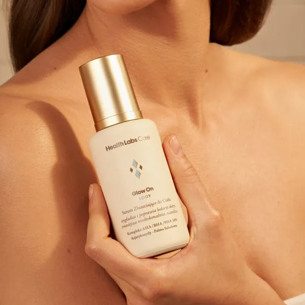 Health Labs Care Glow On Body Exfoliating Serum telové sérum s exfoliačným účinkom 100 ml
