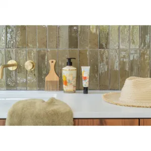 Baobab Collection Body Wellness À Saint-Tropez mlieko na ruky a telo 350 ml