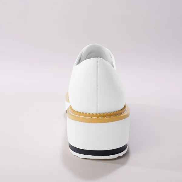 Derbies na kline, biele