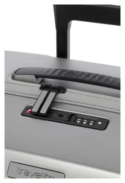 Veľký škrupinový kufor Travelite Millennium L Silver