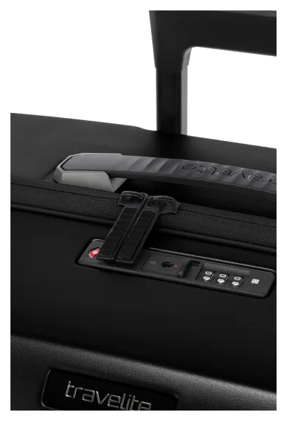 Malý škrupinový kufor Travelite Millennium S Black