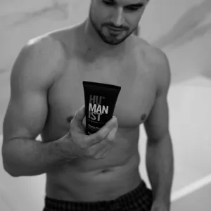 Delia Cosmetics Humanist osviežujúci sprchový gél 200 ml