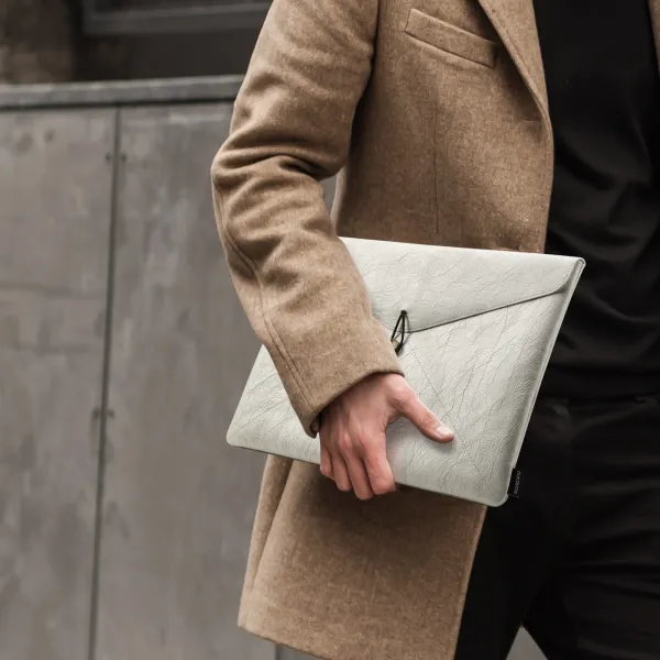 DUX PLI Puzdro na notebook s uhlopriečkou 15-16" béžové