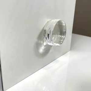 Sklenenéhodinysmotívomnámestia48926