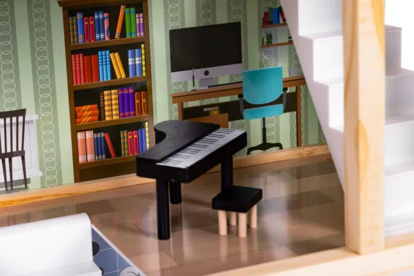 ECOTOYS Dřevěný domeček pro panenky PATIO vícebarevný