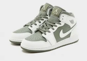 Jordan Air 1 Mid Bg