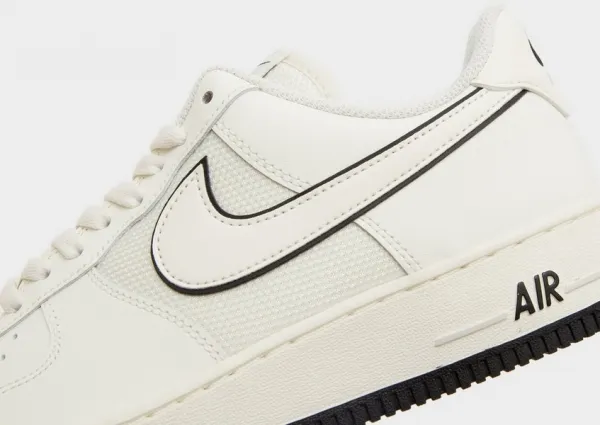 Nike Air Force 1 '07