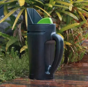 Ručnýrozsievacínástroj2,5l–nahnojivá,semená,soľapiesok