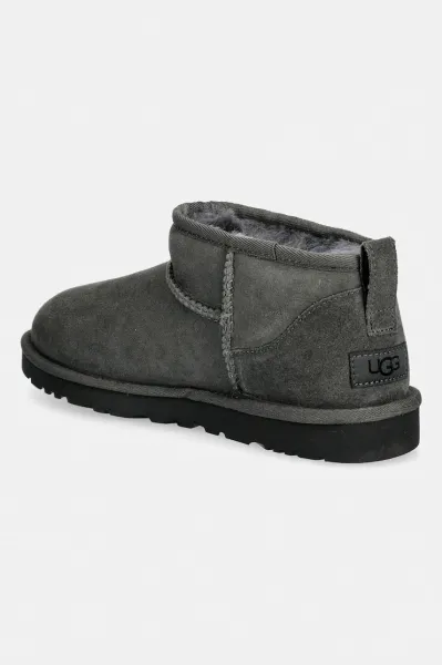Semišové snehule UGG Classic Ultra Mini