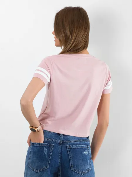 Short, light pink cotton T-shirt