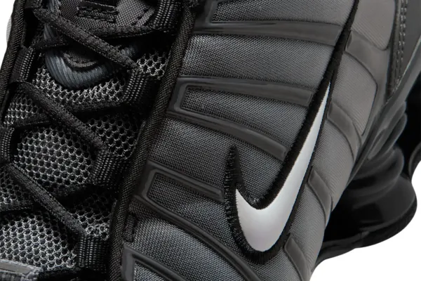 Nike Shox TL SE "Iron Grey" (IQ6599-002)