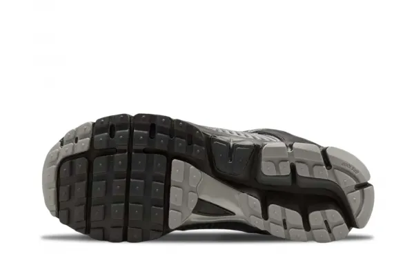 Nike Zoom Vomero 5 "Anthracite" (HF1553-006)