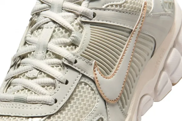 Nike Zoom Vomero 5 Wmns "Light Bone" (IB8929-003)