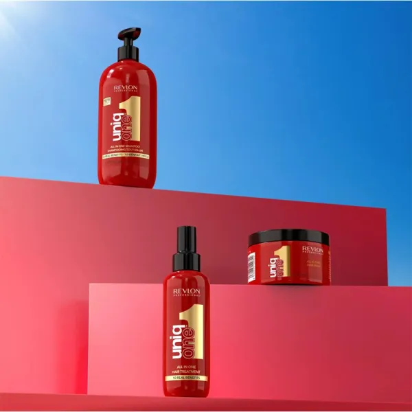 Revlon Professional UniqOne All In One Classsic vyživujúci šampón pre všetky typy vlasov 490 ml