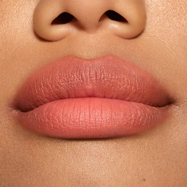 MAC Cosmetics Powder Kiss Hazy Matte matný rúž odtieň Mull It Over 3.5 g